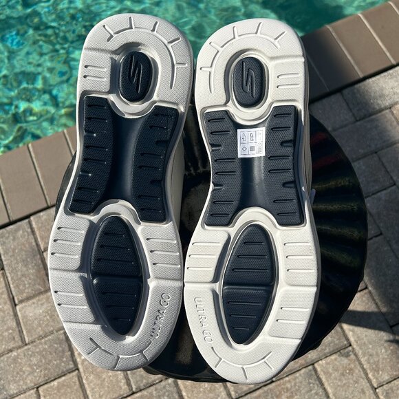 Skechers GOwalk Arch Fit Preserve Sneakers – Men’s Size 13 – New - Picture 13 of 15